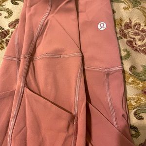 Lululemon high rise leggings with side pockets